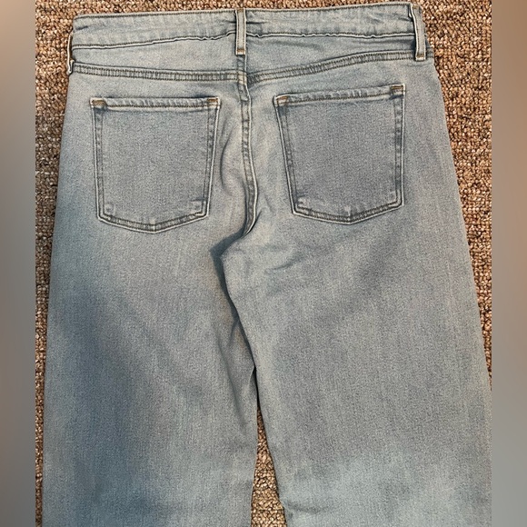 Old Navy Women’s Mid-Rise Ripped Wide Leg Jeans, Size 6 - Picture 5 of 7